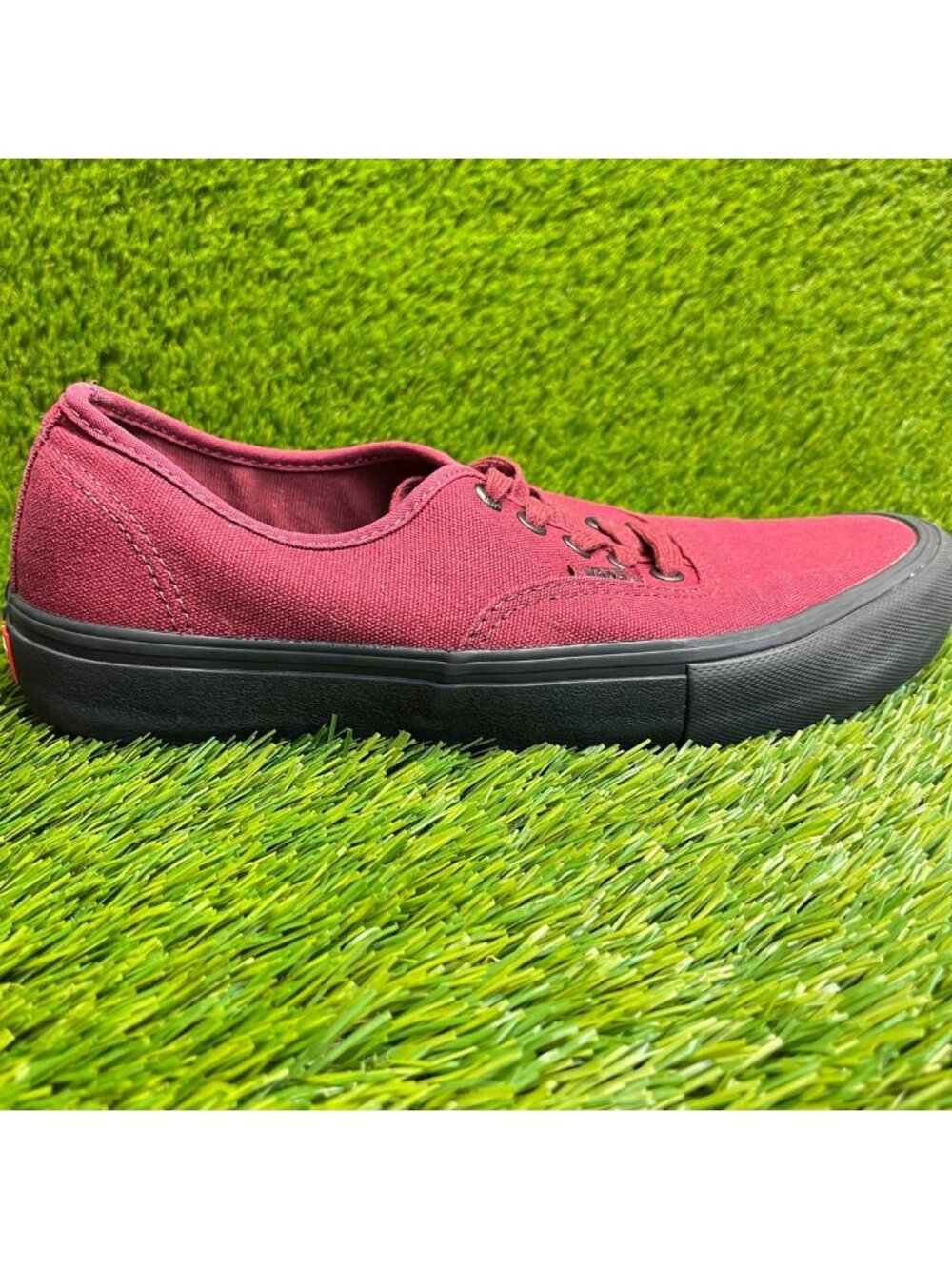 Vans Authentic Pro Mens Size 8.5 Burgundy Red Athletic Skateboard Shoes Sneakers